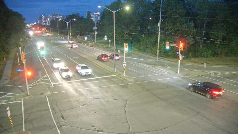 Traffic camera image at 2025-08-25 00:30:29