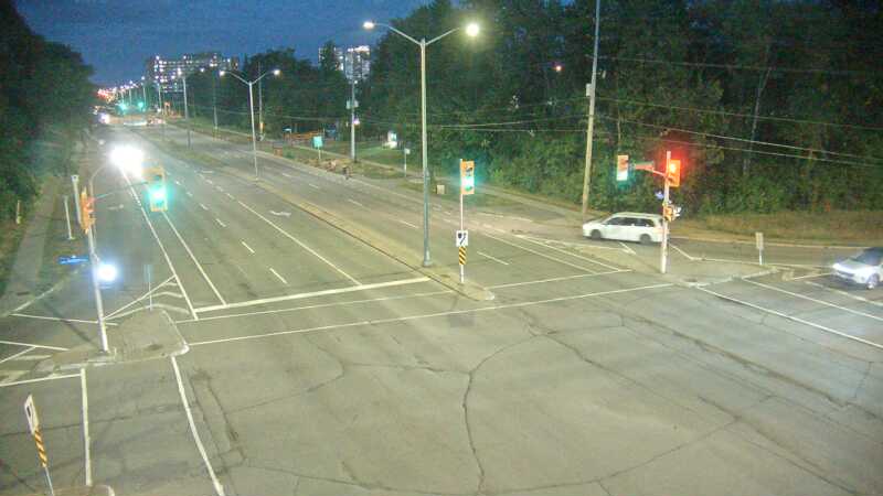 Traffic camera image at 2025-08-25 00:35:30