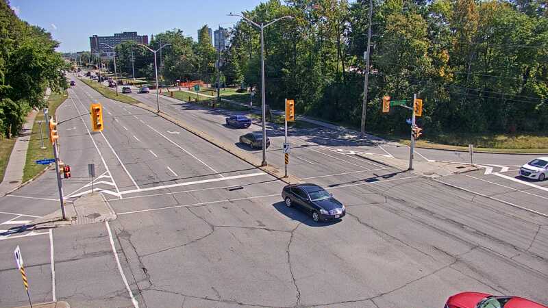 Traffic camera image at 2025-08-31 15:40:35