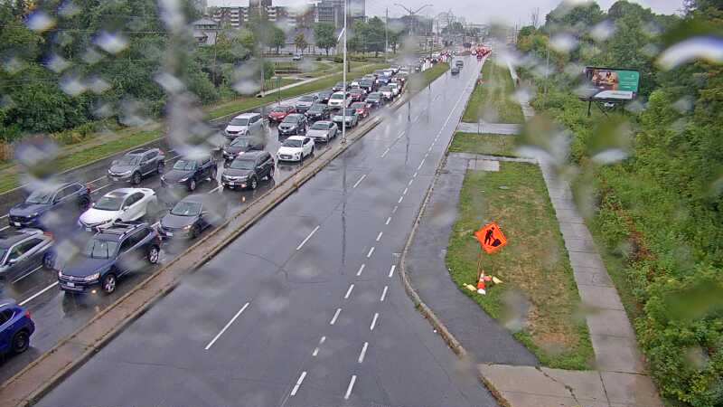 Traffic camera image at 2025-09-04 19:40:32