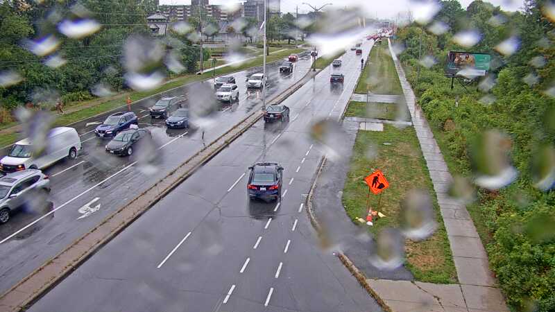 Traffic camera image at 2025-09-04 20:00:34