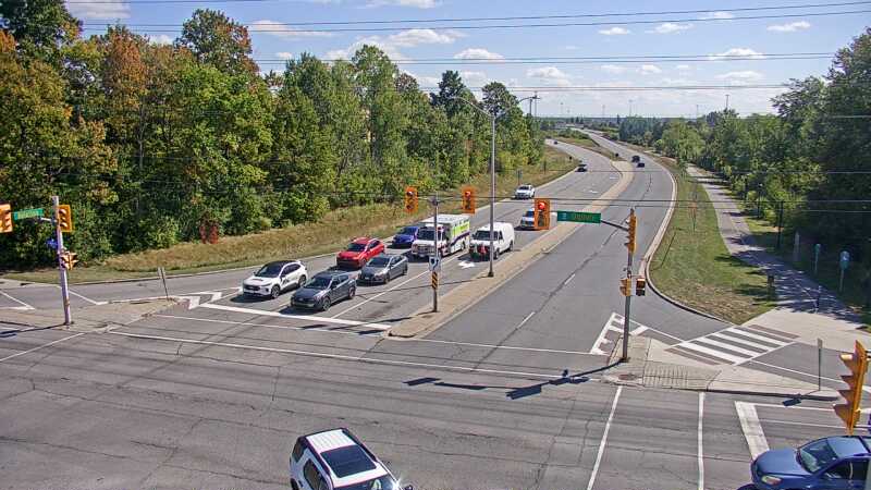 Traffic camera image at 2025-09-14 17:35:33
