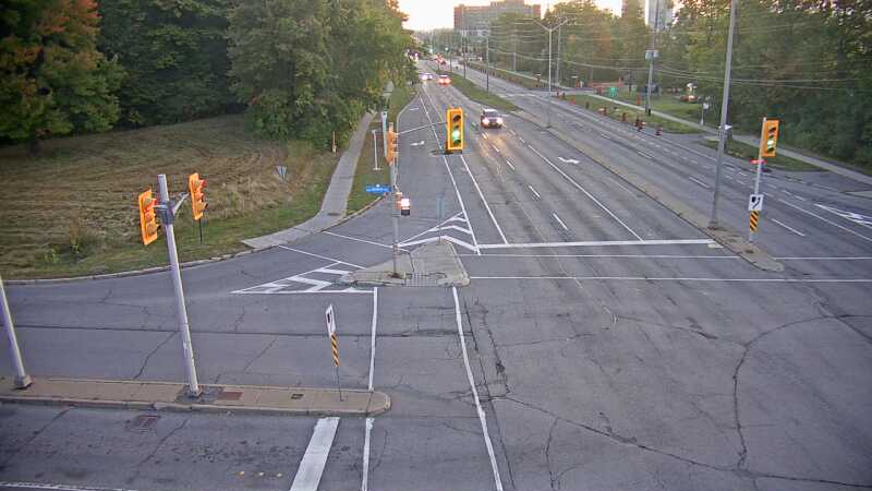 Traffic camera image at 2025-09-18 10:35:32