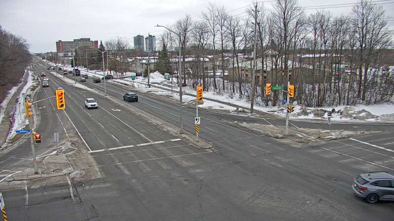 Traffic camera image at 2025-03-09 14:00:43