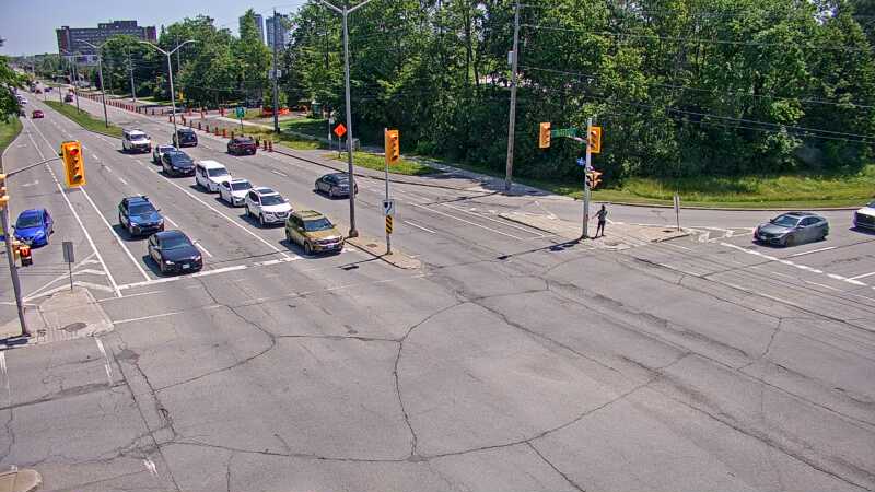 Traffic camera image at 2025-06-30 16:05:28