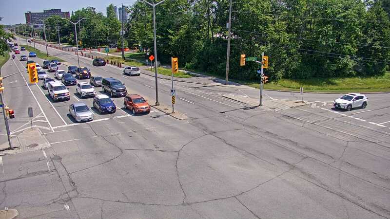 Traffic camera image at 2025-06-30 16:37:28