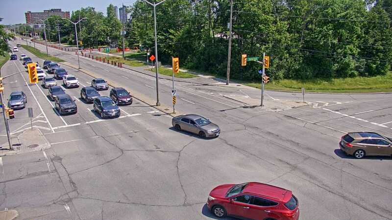 Traffic camera image at 2025-06-30 17:10:40