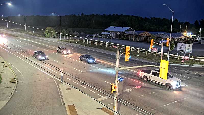 Traffic camera image at 2025-08-04 01:05:28