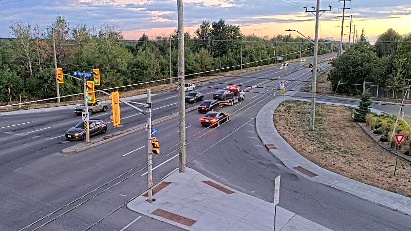 Traffic camera image at 2025-08-25 00:00:32