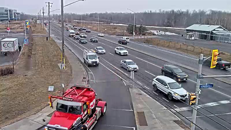 Traffic camera image at 2025-03-25 11:30:26