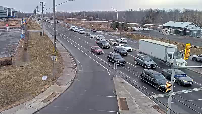 Traffic camera image at 2025-03-25 11:55:21