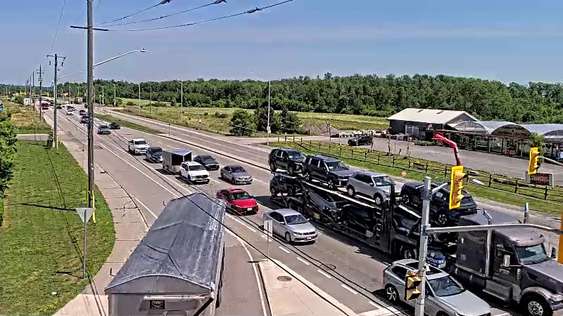 Traffic camera image at 2025-06-30 17:37:07