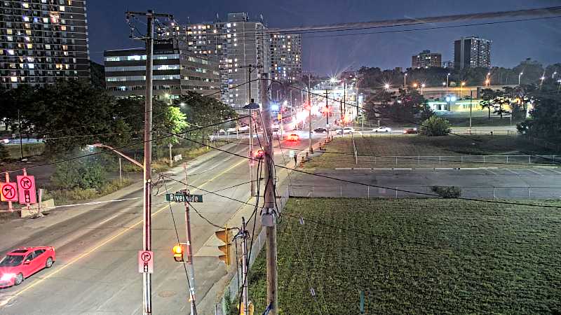Traffic camera image at 2025-08-04 01:15:07