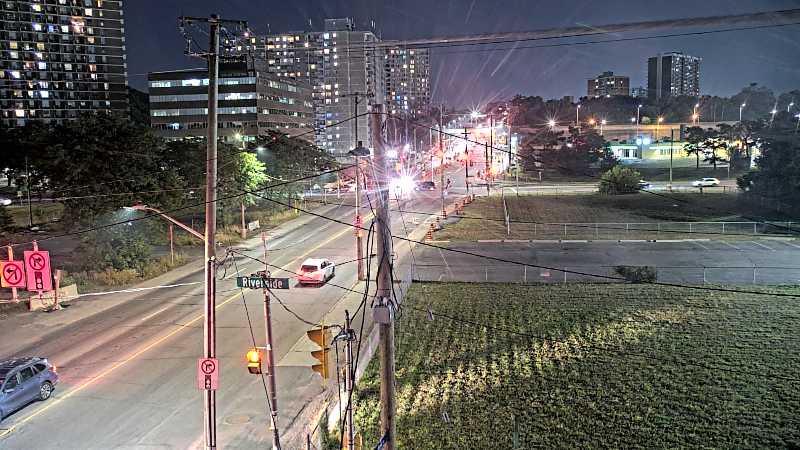Traffic camera image at 2025-08-04 01:25:08