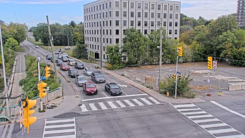 Traffic camera image at 2025-09-13 15:20:07