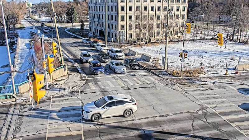 Traffic camera image at 2024-12-21 15:50:11