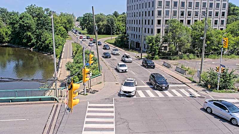 Traffic camera image at 2025-06-30 16:15:06