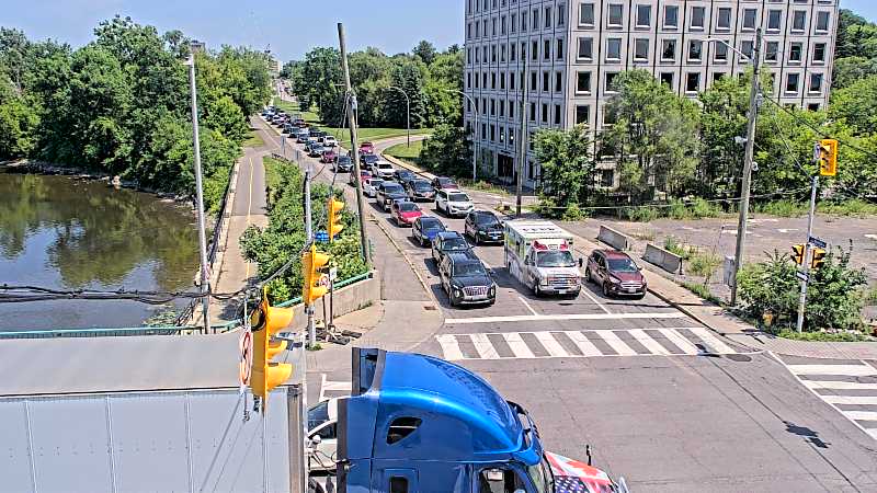 Traffic camera image at 2025-06-30 16:20:06