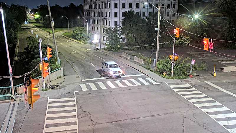 Traffic camera image at 2025-07-12 04:25:06