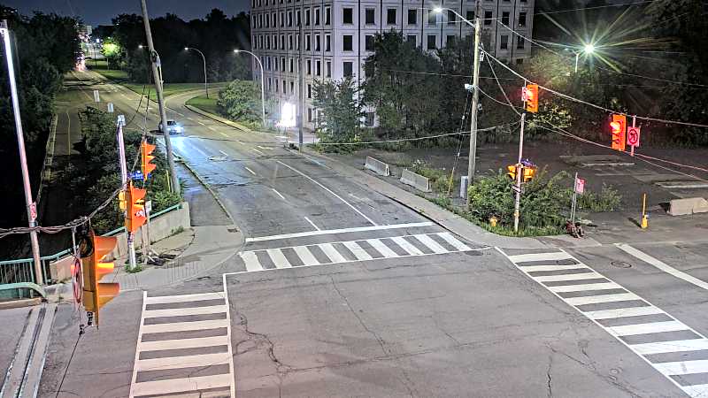 Traffic camera image at 2025-07-12 05:00:07