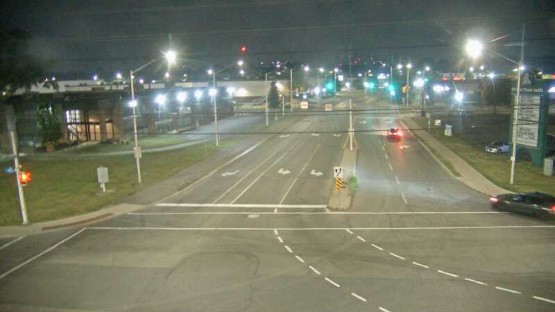 Traffic camera image at 2025-08-04 02:35:33