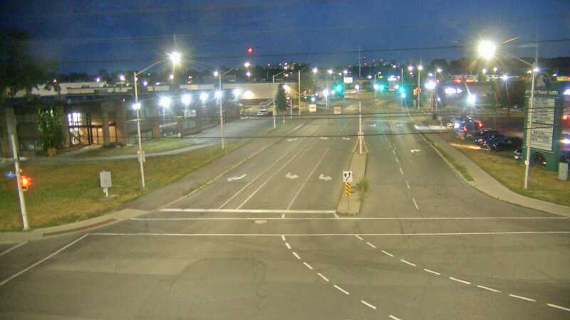 Traffic camera image at 2025-08-25 00:35:30