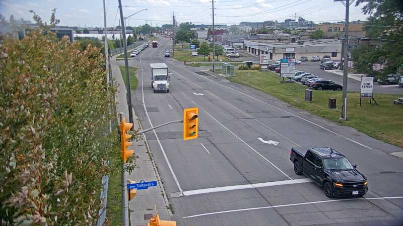 Traffic camera image at 2025-09-04 17:00:37