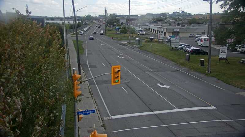 Traffic camera image at 2025-09-04 17:15:42