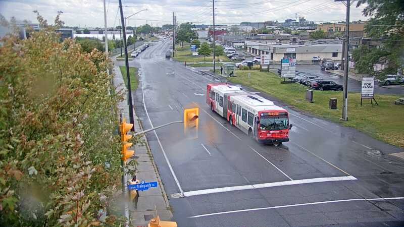Traffic camera image at 2025-09-04 17:50:32