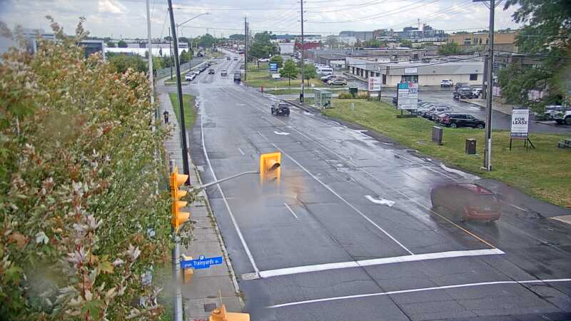 Traffic camera image at 2025-09-04 17:55:31