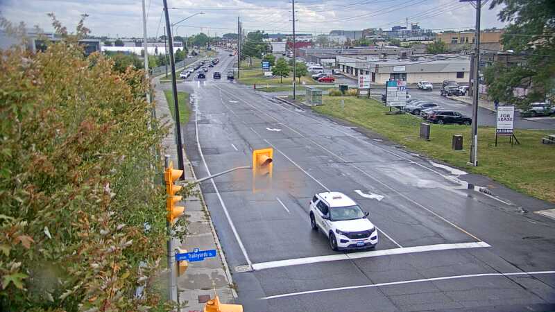 Traffic camera image at 2025-09-04 18:10:32