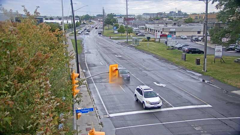 Traffic camera image at 2025-09-04 18:20:33