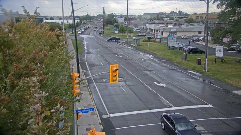 Traffic camera image at 2025-09-04 18:25:33