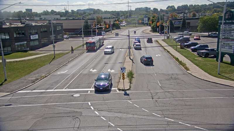 Traffic camera image at 2025-09-14 17:35:33