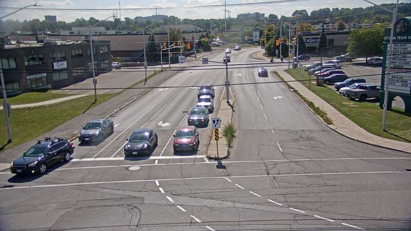 Traffic camera image at 2025-09-14 17:40:31