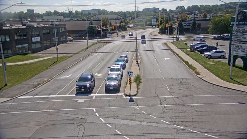 Traffic camera image at 2025-09-14 17:50:43