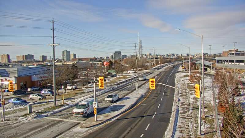 Traffic camera image at 2024-12-21 15:40:52