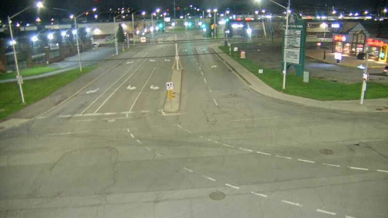Traffic camera image at 2025-05-09 06:10:20