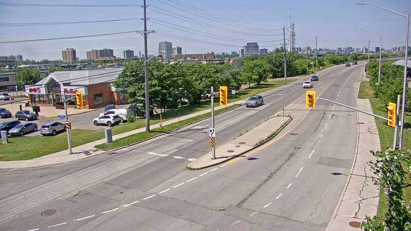 Traffic camera image at 2025-06-30 16:10:45