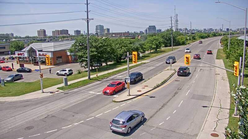 Traffic camera image at 2025-06-30 16:37:28