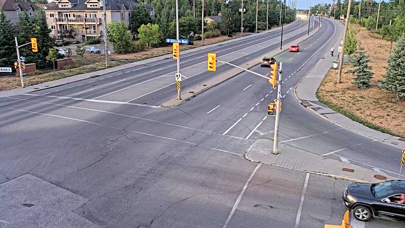 Traffic camera image at 2025-08-25 00:05:39