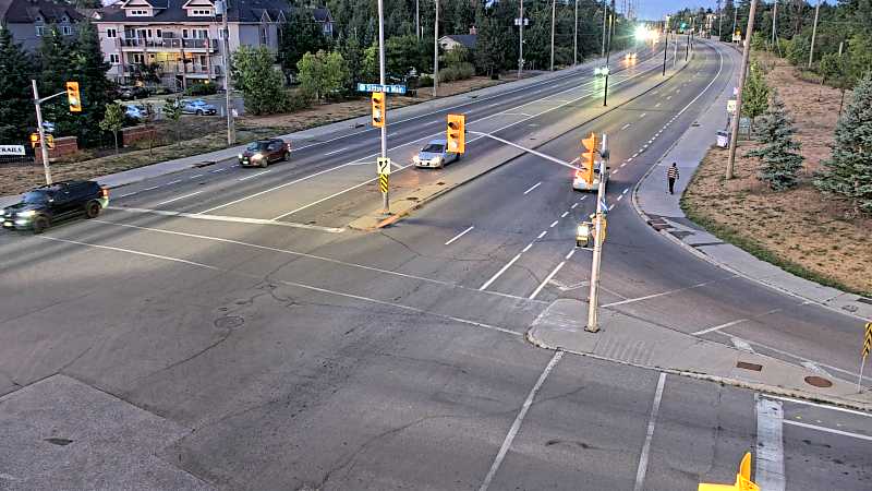 Traffic camera image at 2025-08-25 00:15:35