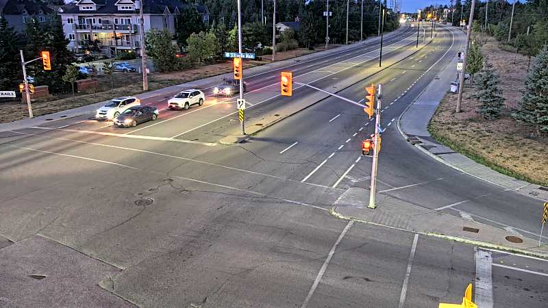 Traffic camera image at 2025-08-25 00:20:28