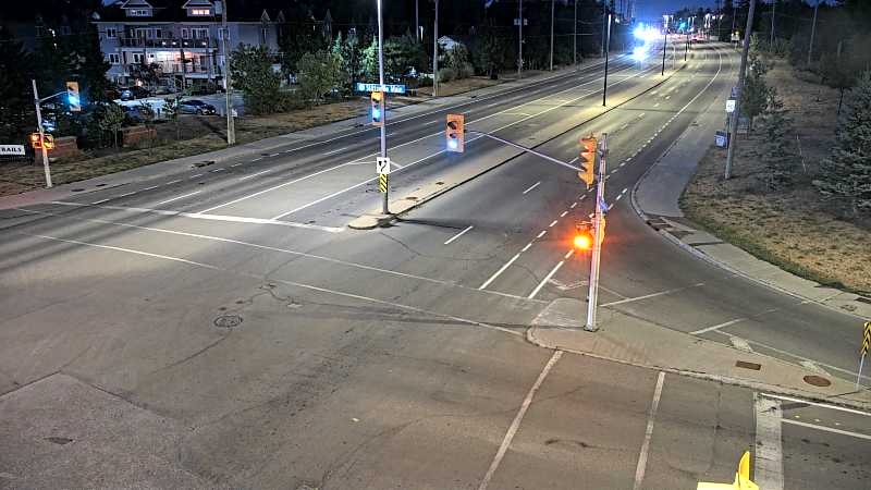 Traffic camera image at 2025-08-25 00:35:30