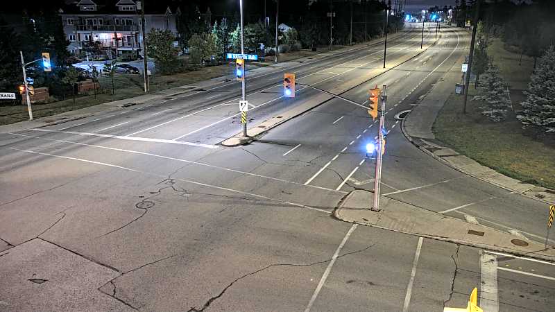 Traffic camera image at 2025-09-05 08:35:32