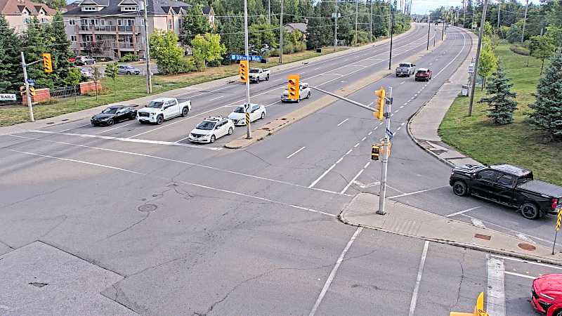 Traffic camera image at 2025-09-07 13:05:35