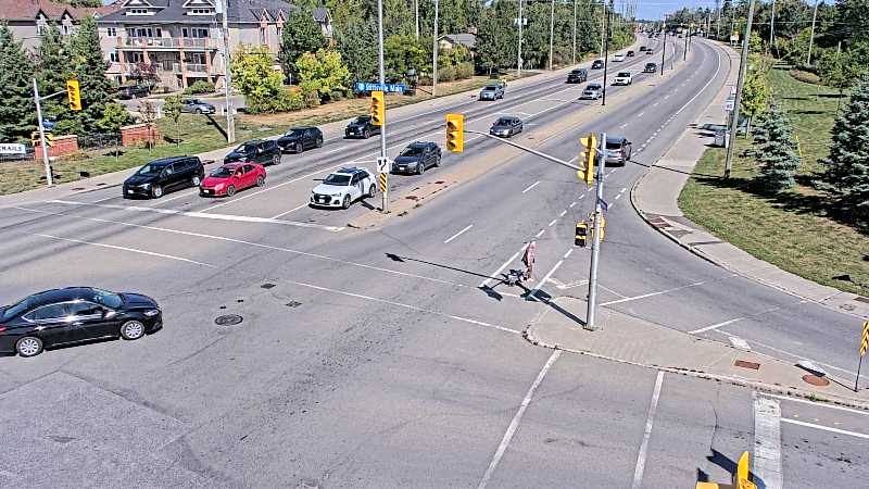 Traffic camera image at 2025-09-14 17:25:33