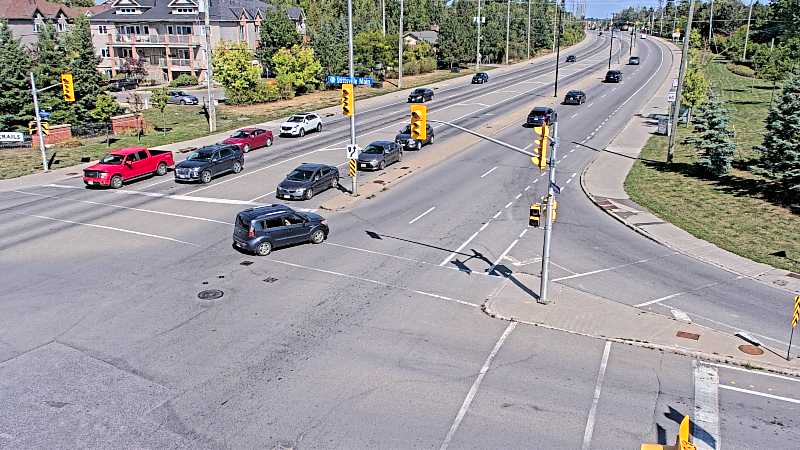 Traffic camera image at 2025-09-14 17:40:31