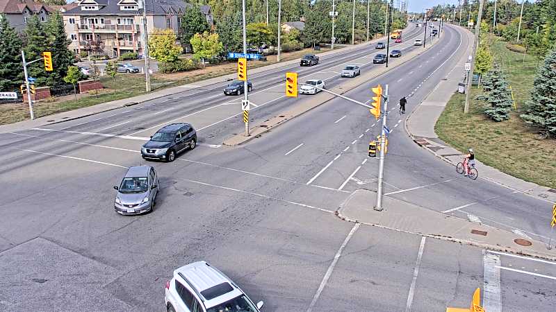 Traffic camera image at 2025-09-17 19:35:34