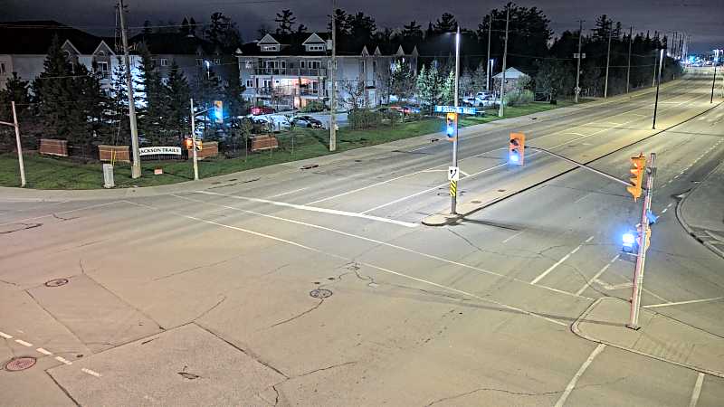 Traffic camera image at 2025-05-09 06:40:23